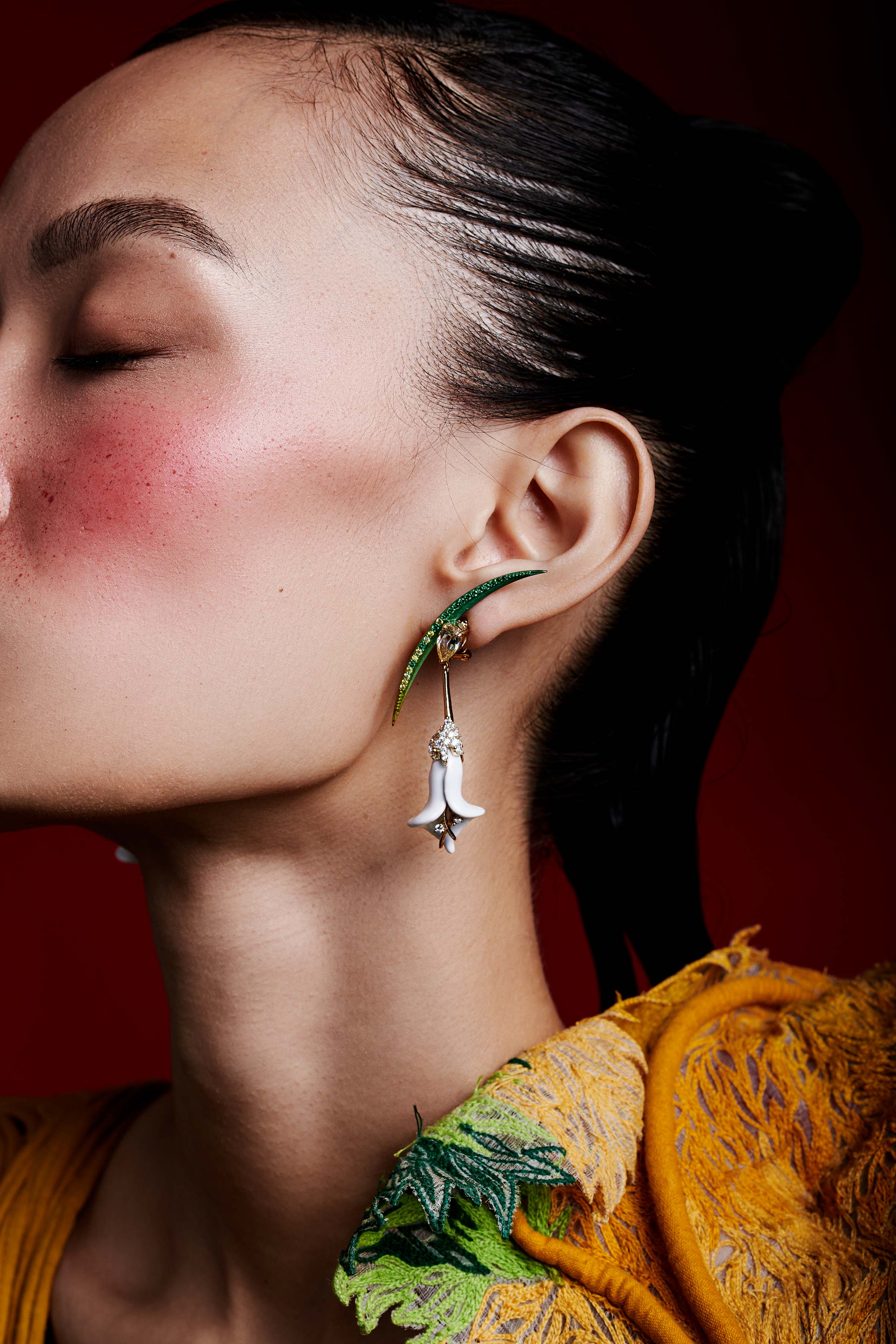Dream Of A Lily Dangler Earrings