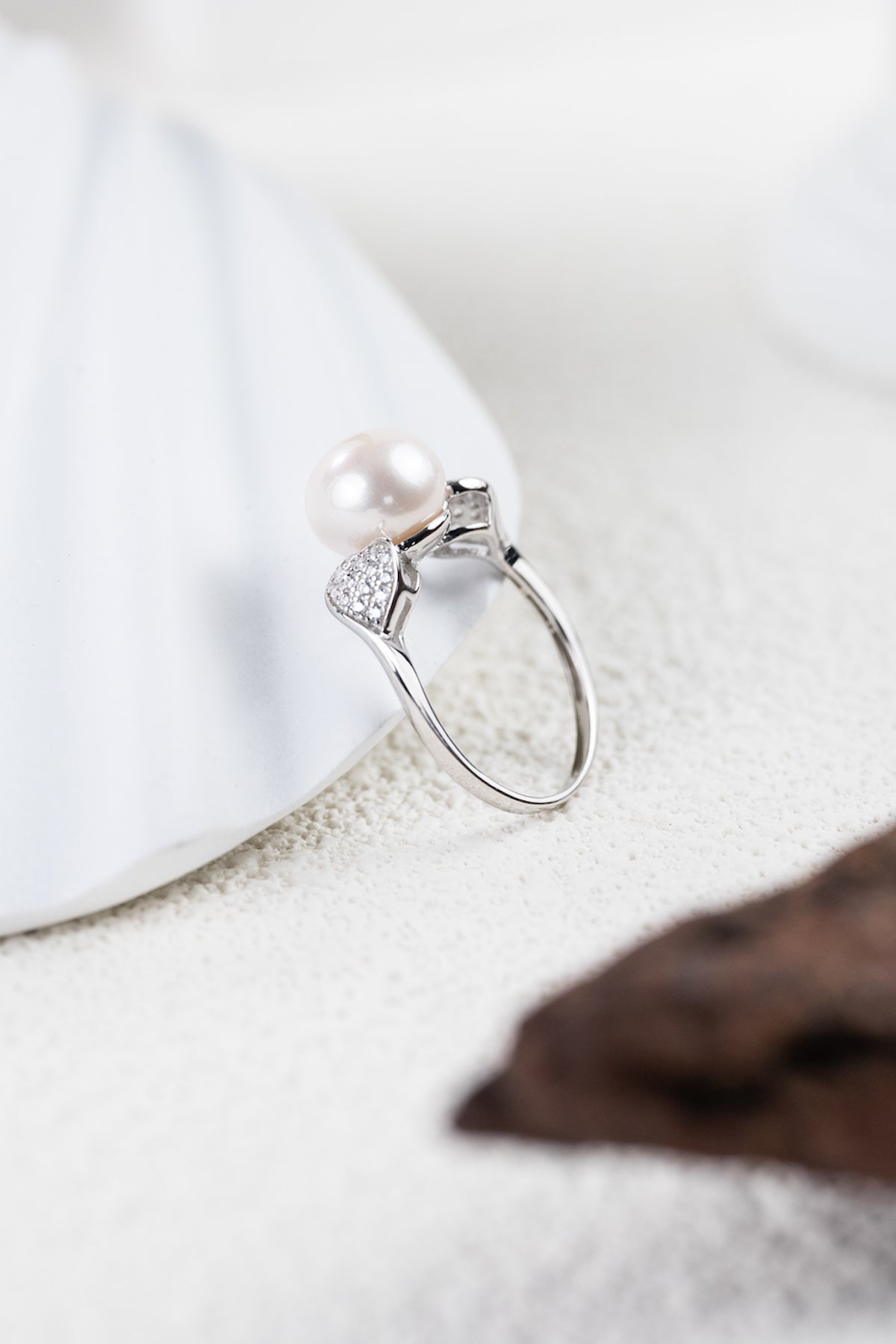 Sparkling Heart of Pearl Ring
