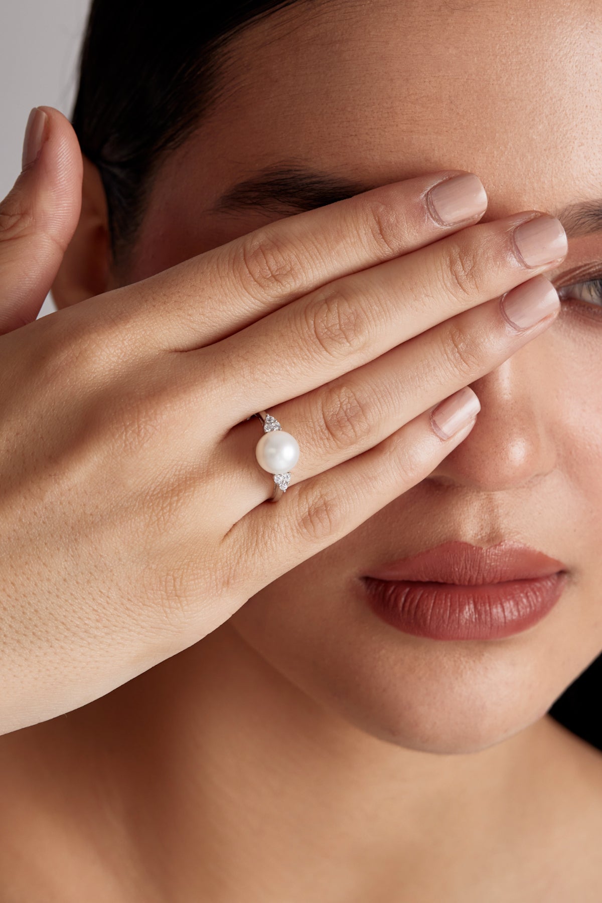 Classy Pearl & Solitaire Ring