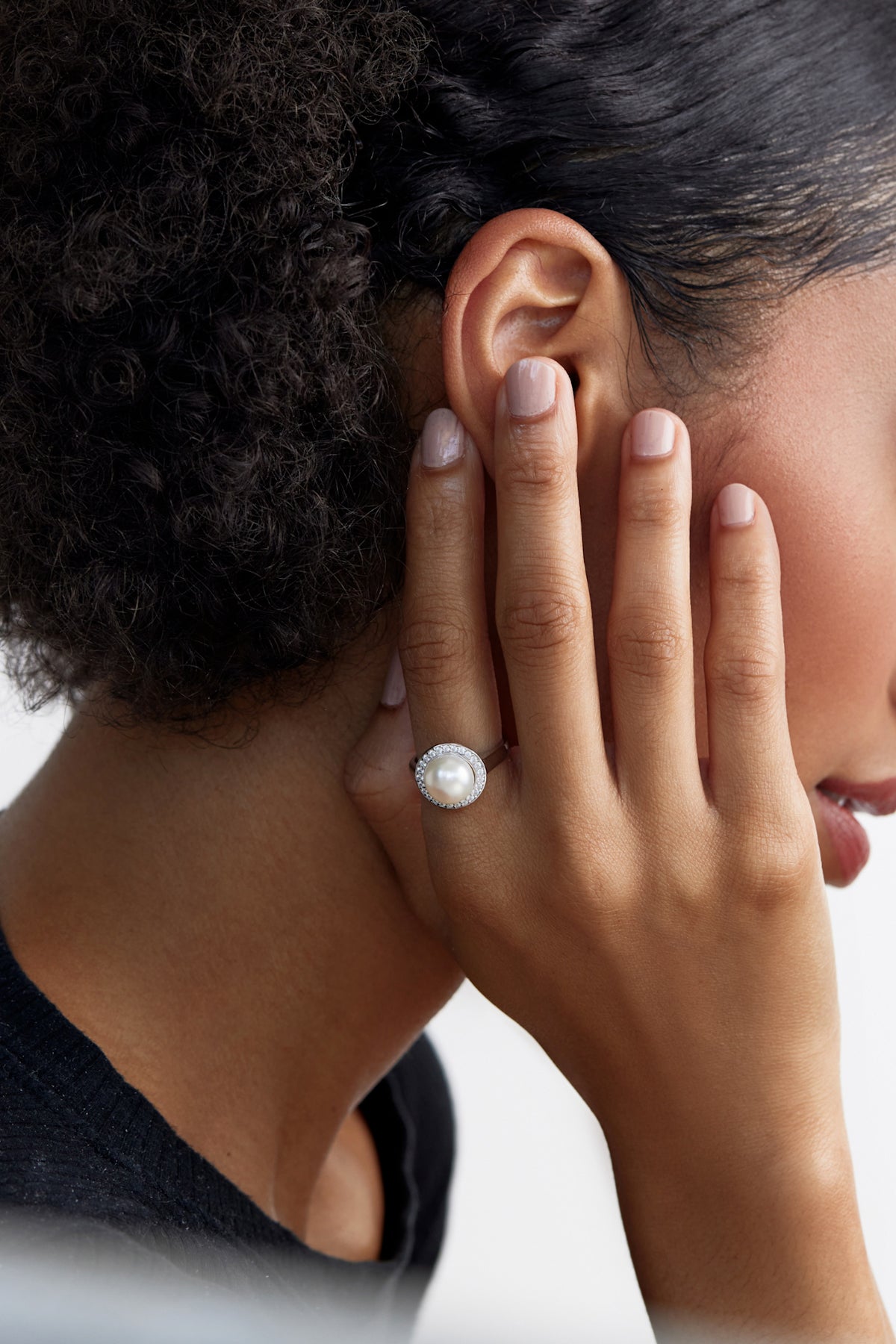Exquisite Halo Pearl Ring