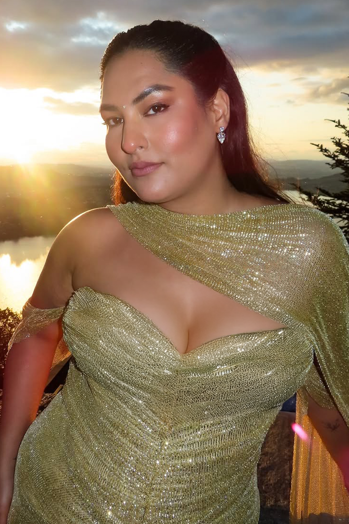 Brilliant Teardrop Pear Studs Earrings