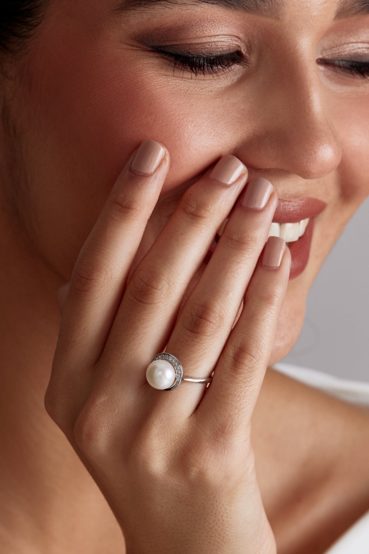 Elegant Half Halo Pearl Ring