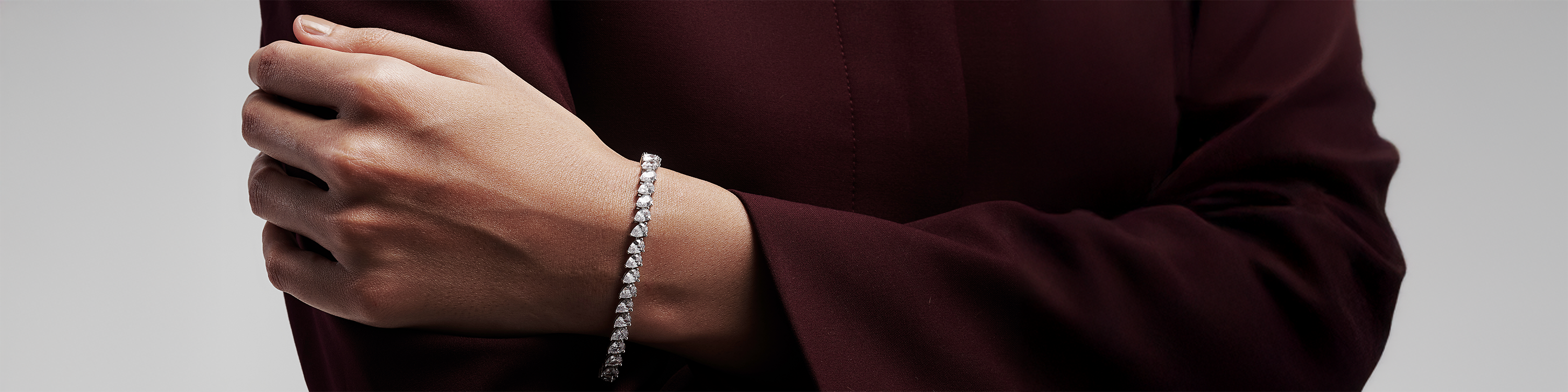 Solitaire Bracelets Banner