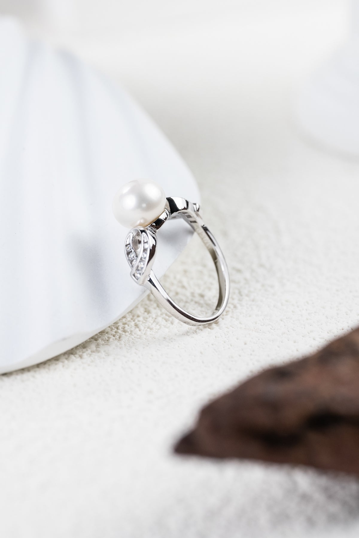 Sparkling Pearl and Zirconia Ring