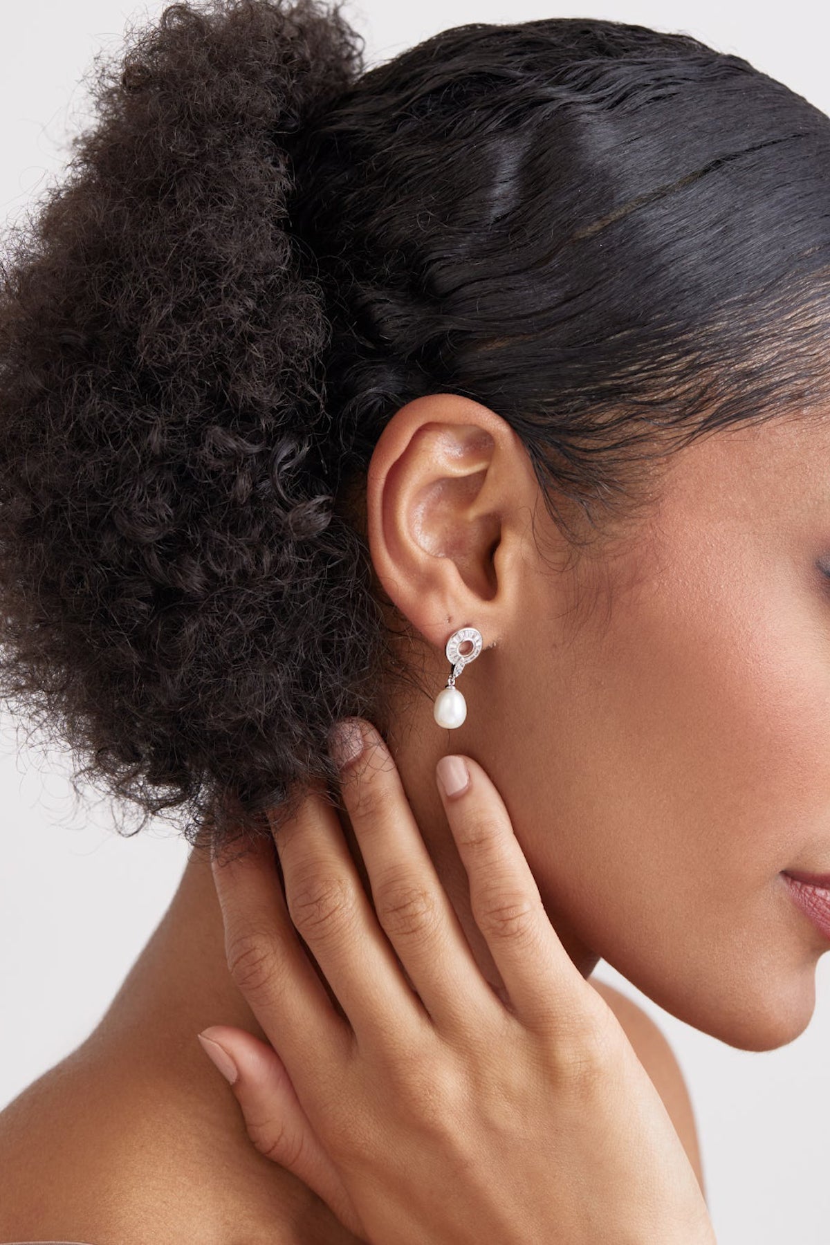 Dainty Pearl Drop Dangler Earrings