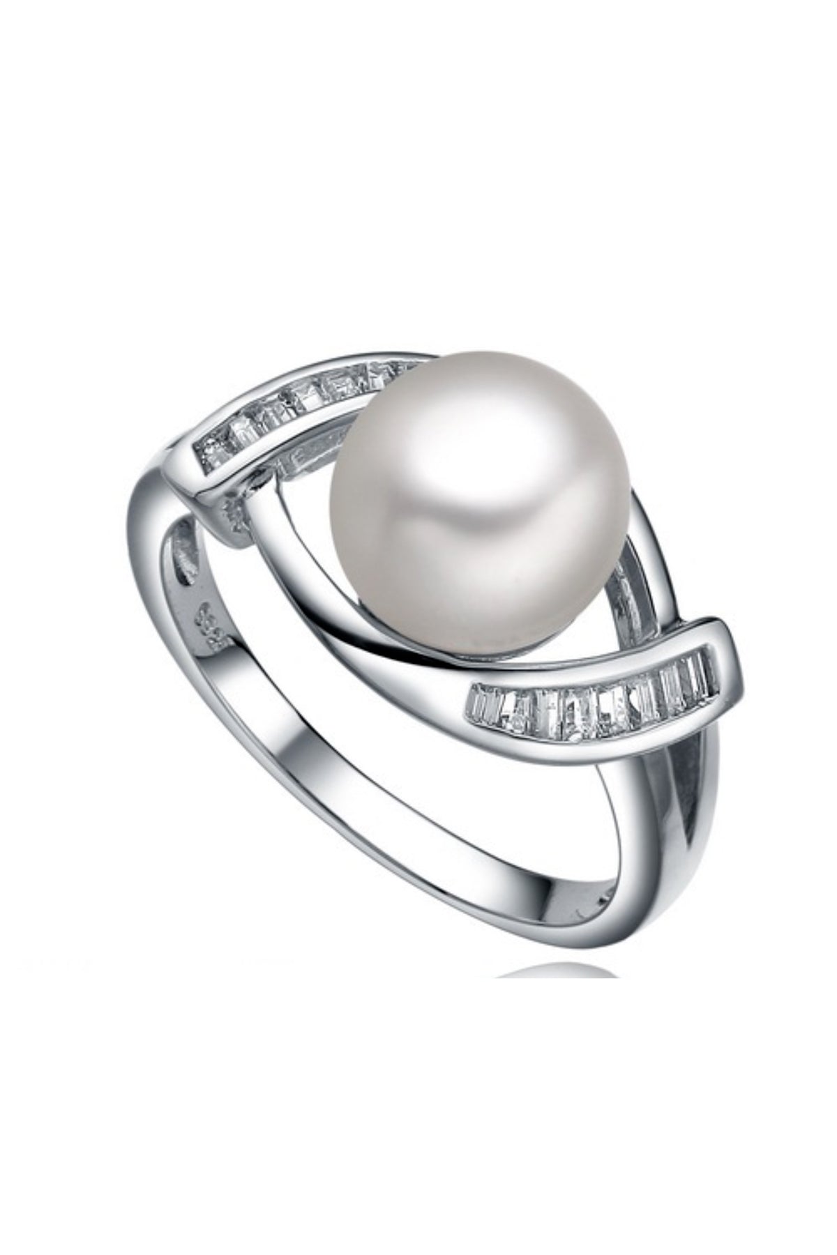 Elegant Dreams Pearl & Baguette Ring