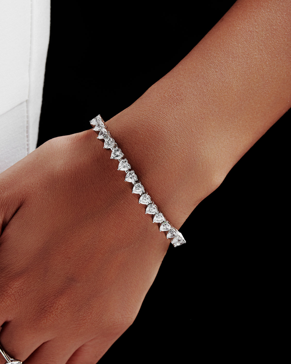 Heart Shaped Solitaire Tennis Bracelet