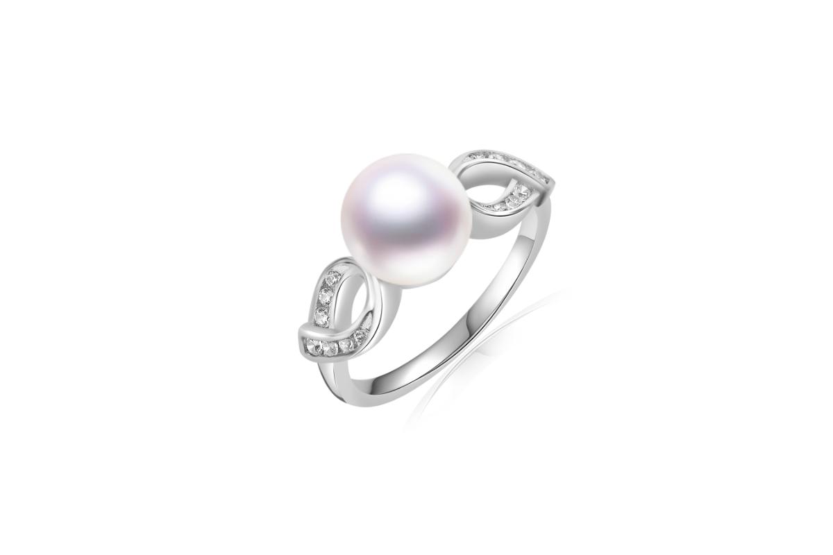 Sparkling Pearl and Zirconia Ring