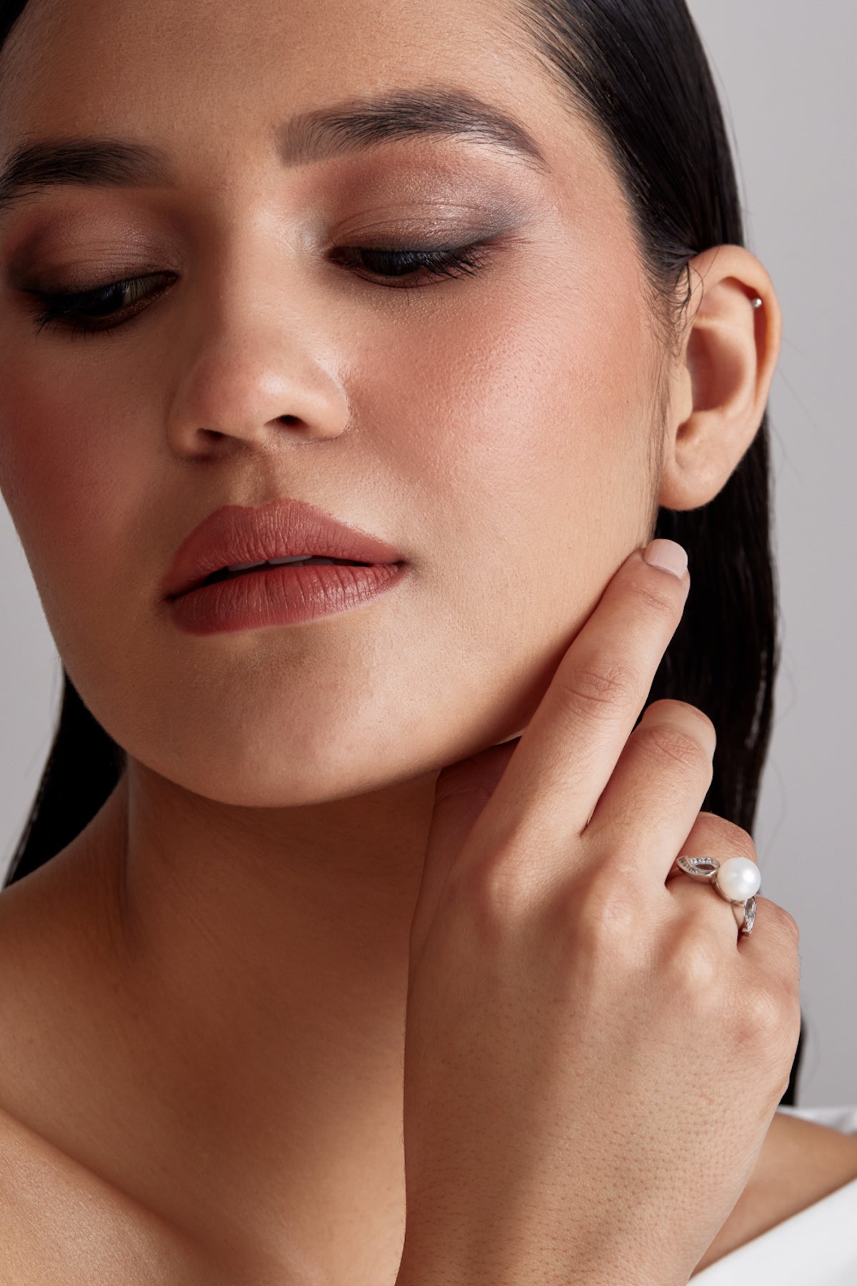 Sparkling Pearl and Zirconia Ring